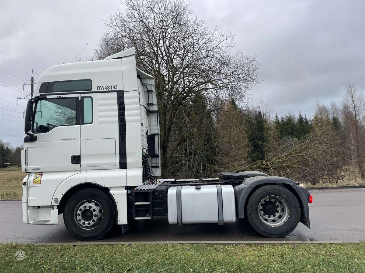 MAN TGX 18.460, double sleeper