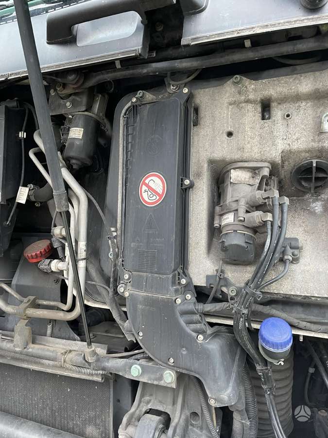 MAN TGX 18.460, 2 спальных места