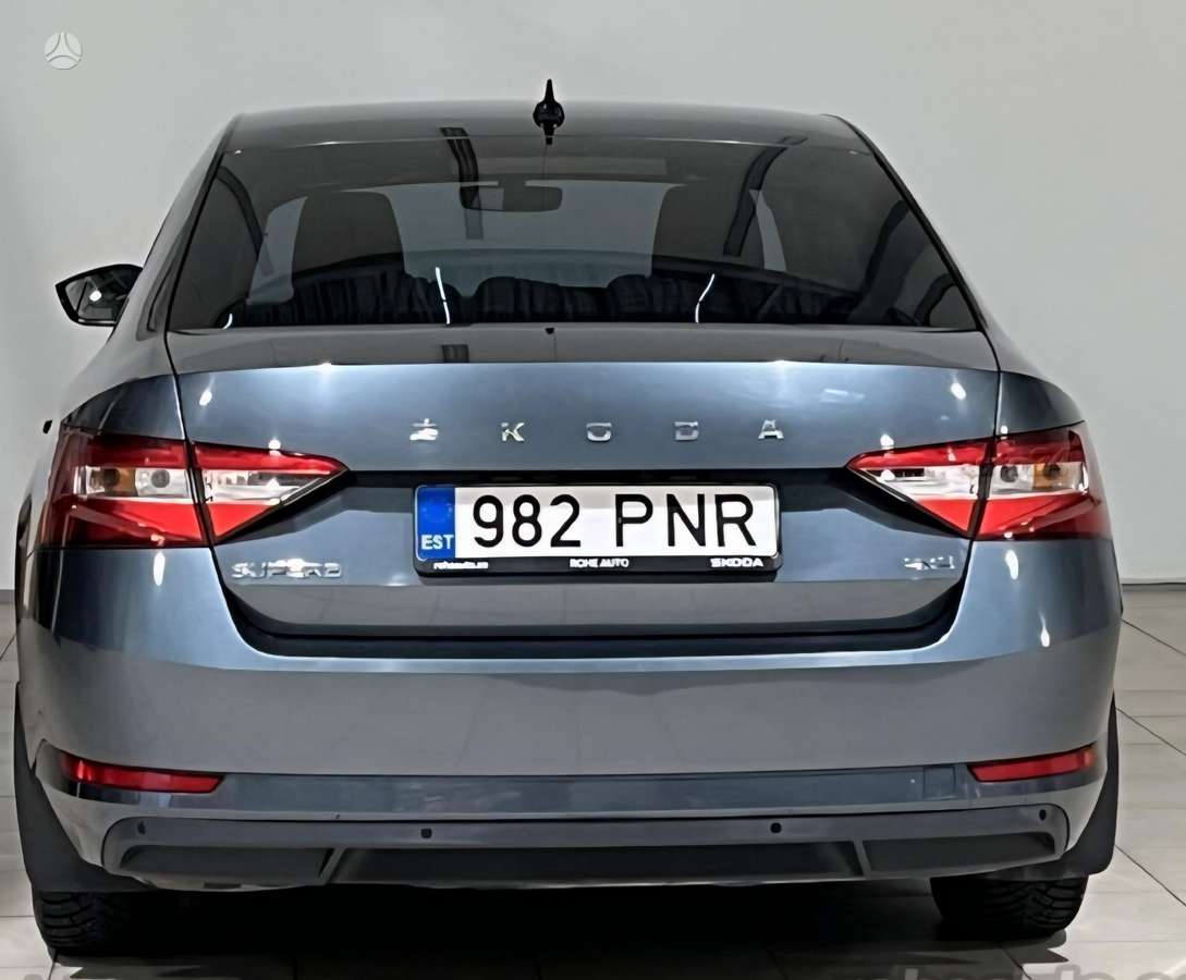Skoda Superb, 2.0 l., Хэтчбек