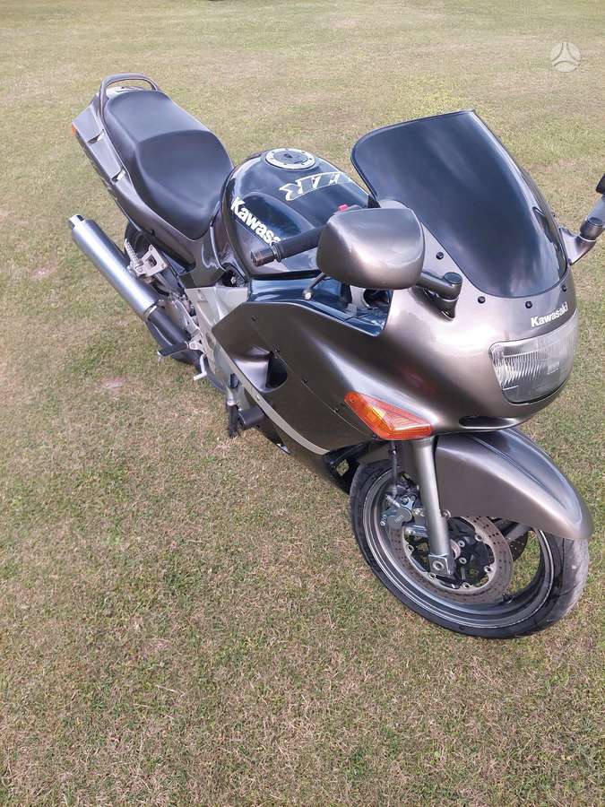 Kawasaki ZZR 600cc, superbikes