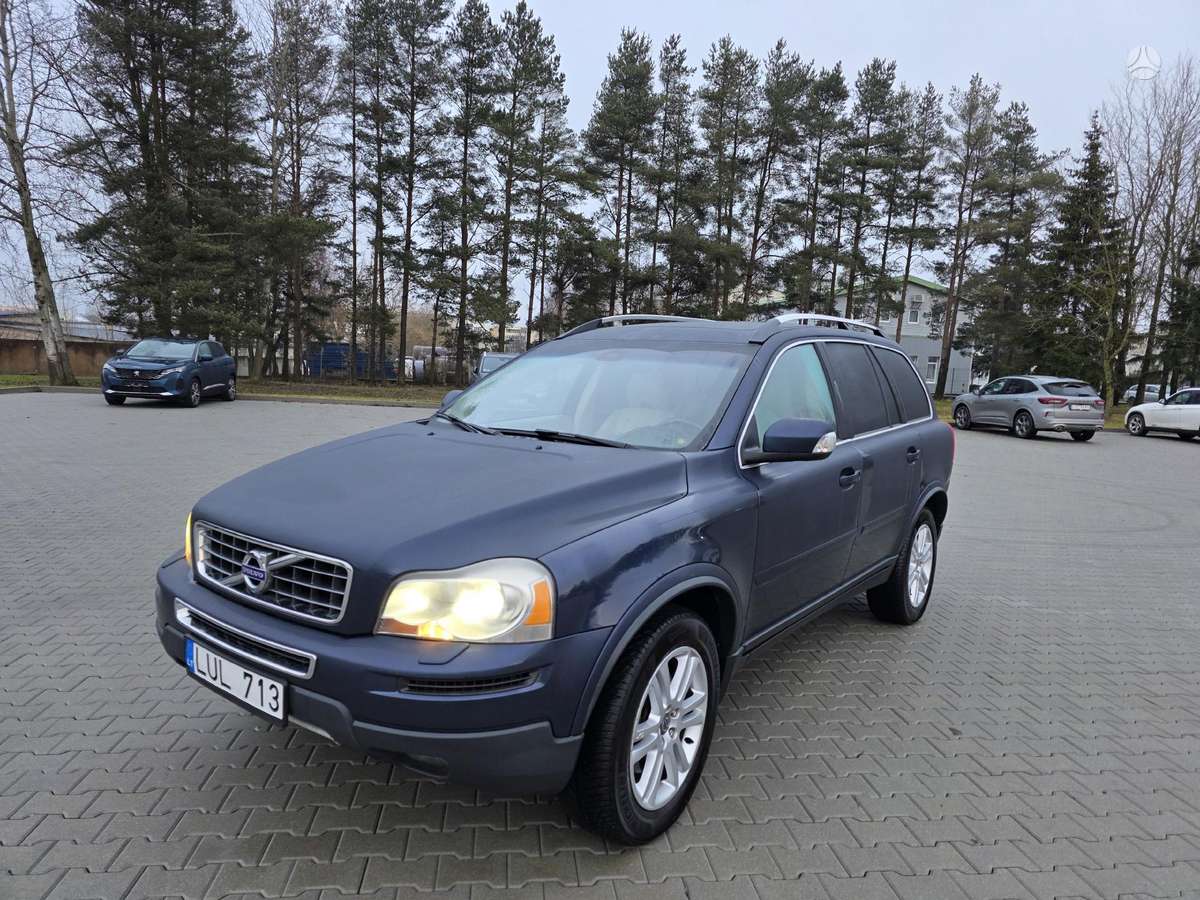Volvo XC90, 3.2 l., off-road / crossover