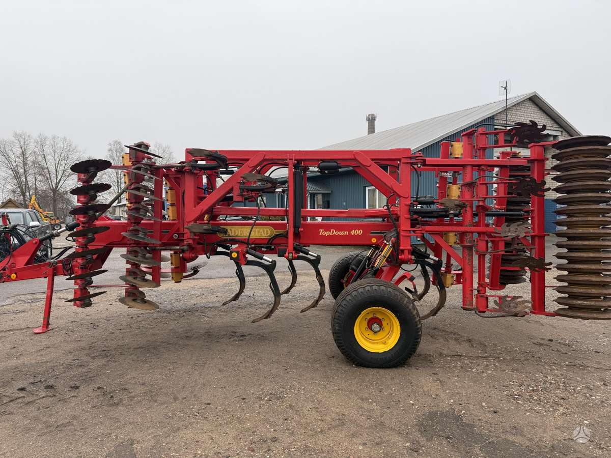 Vaderstad TopDown 400, scrapers, scrubbers