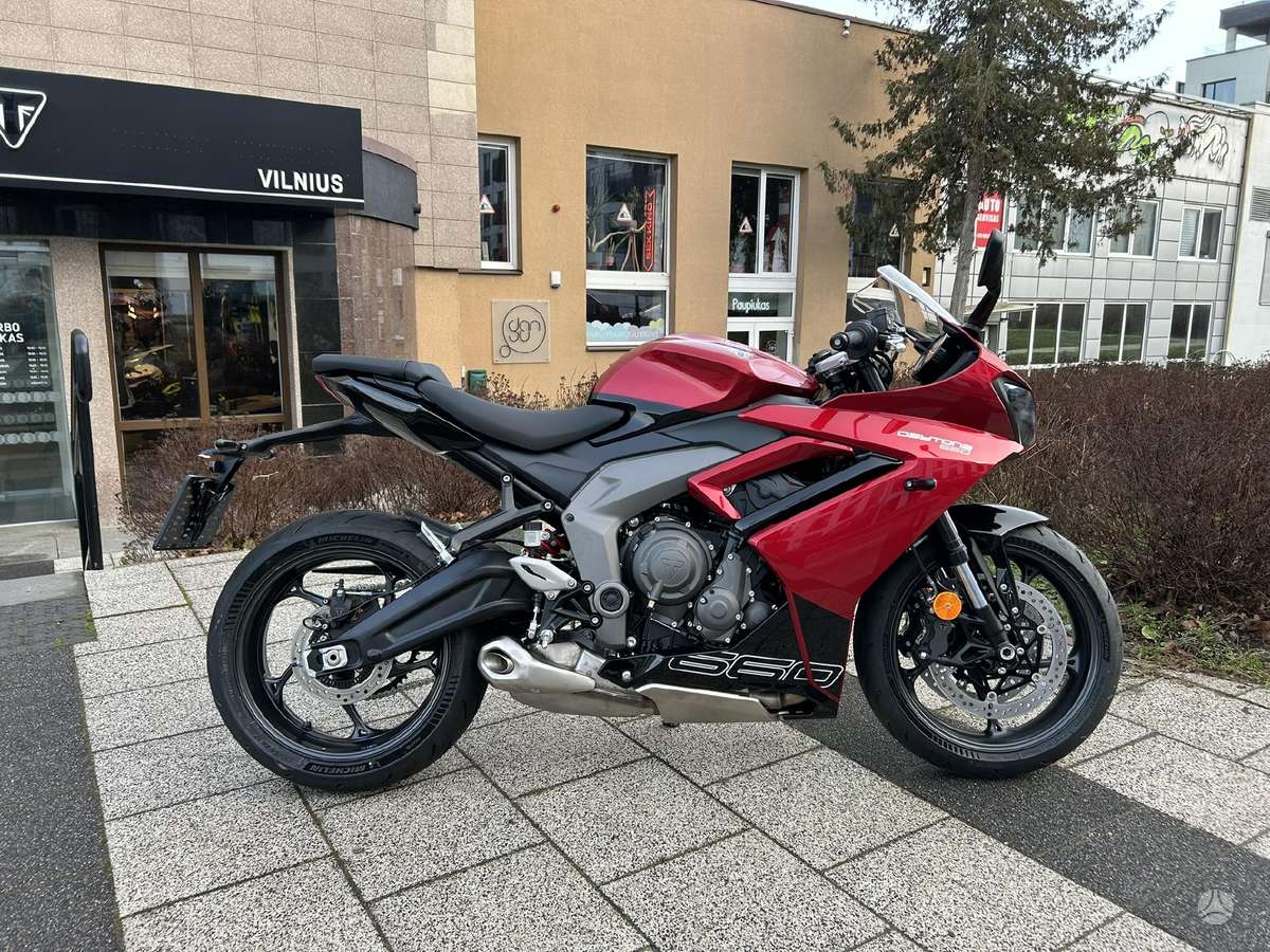 Triumph Daytona 660cc, superbikes