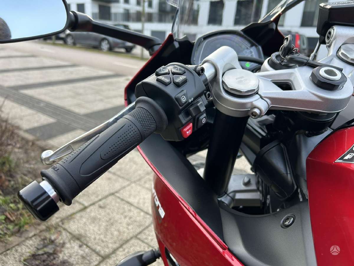 Triumph Daytona 660cc, superbikes