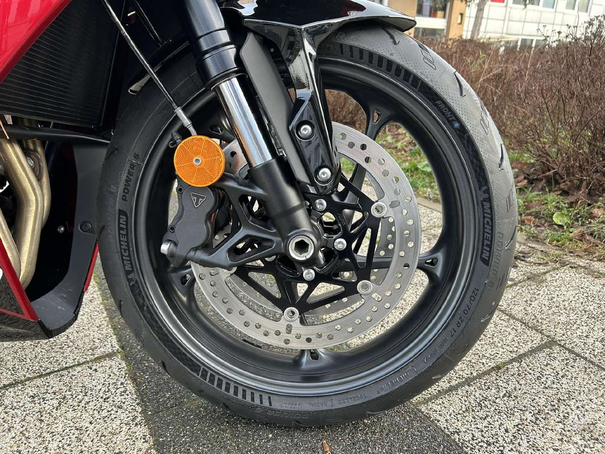 Triumph Daytona 660cc, superbikes