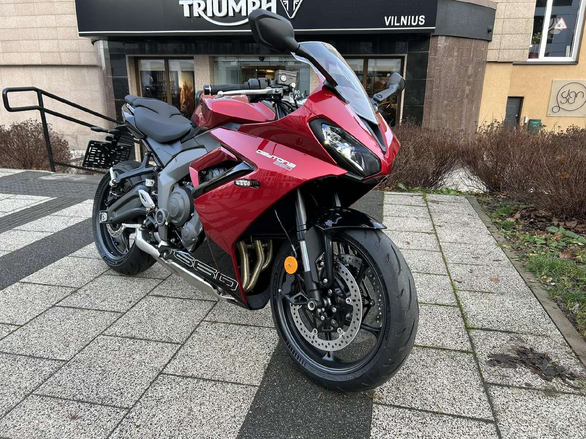 Triumph Daytona 660cc, superbikes