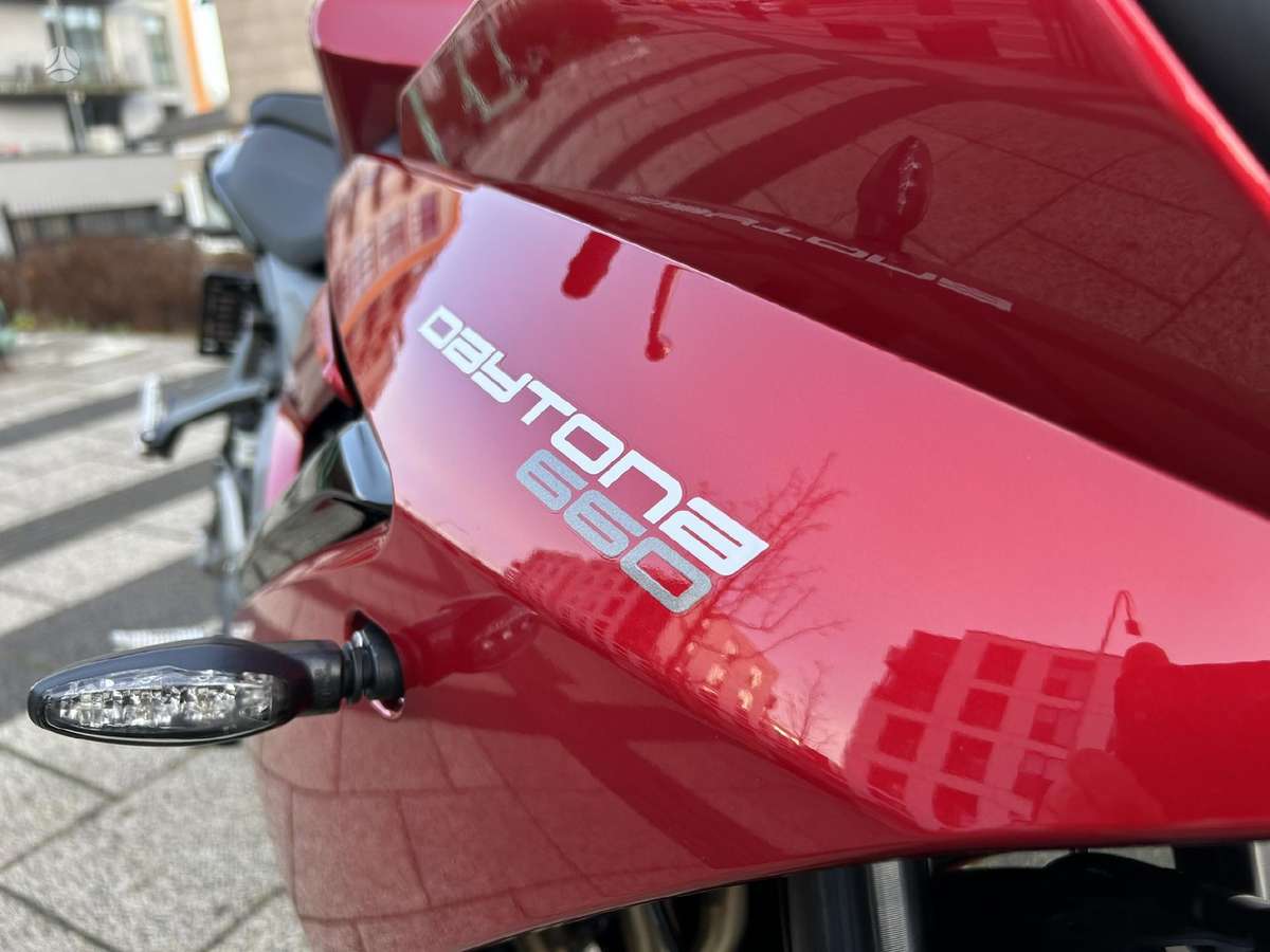 Triumph Daytona 660cc, superbikes