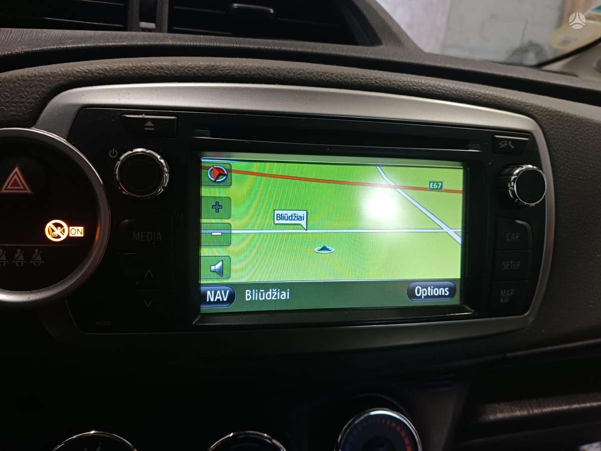 Toyota Yaris детали кузова