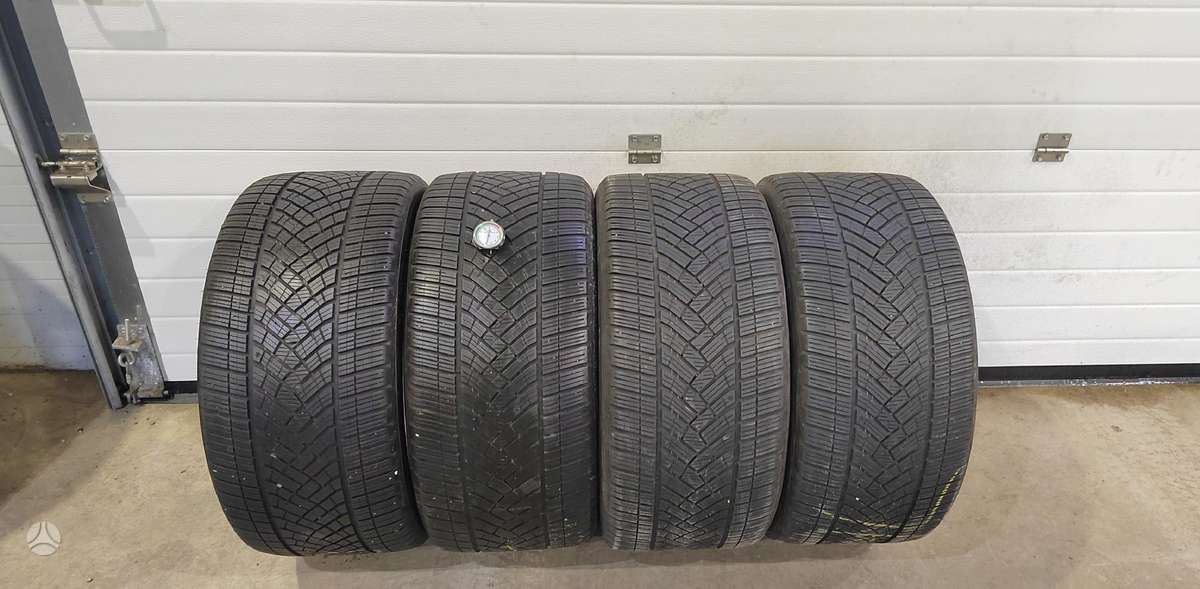 Goodyear Ultra Grip 8 Performance, зимние 285/40 R20