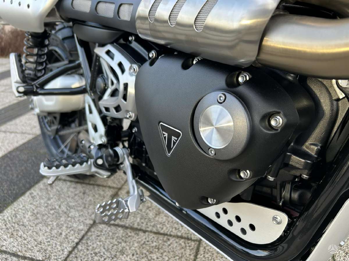 Triumph Scrambler 1200cc, street / classic