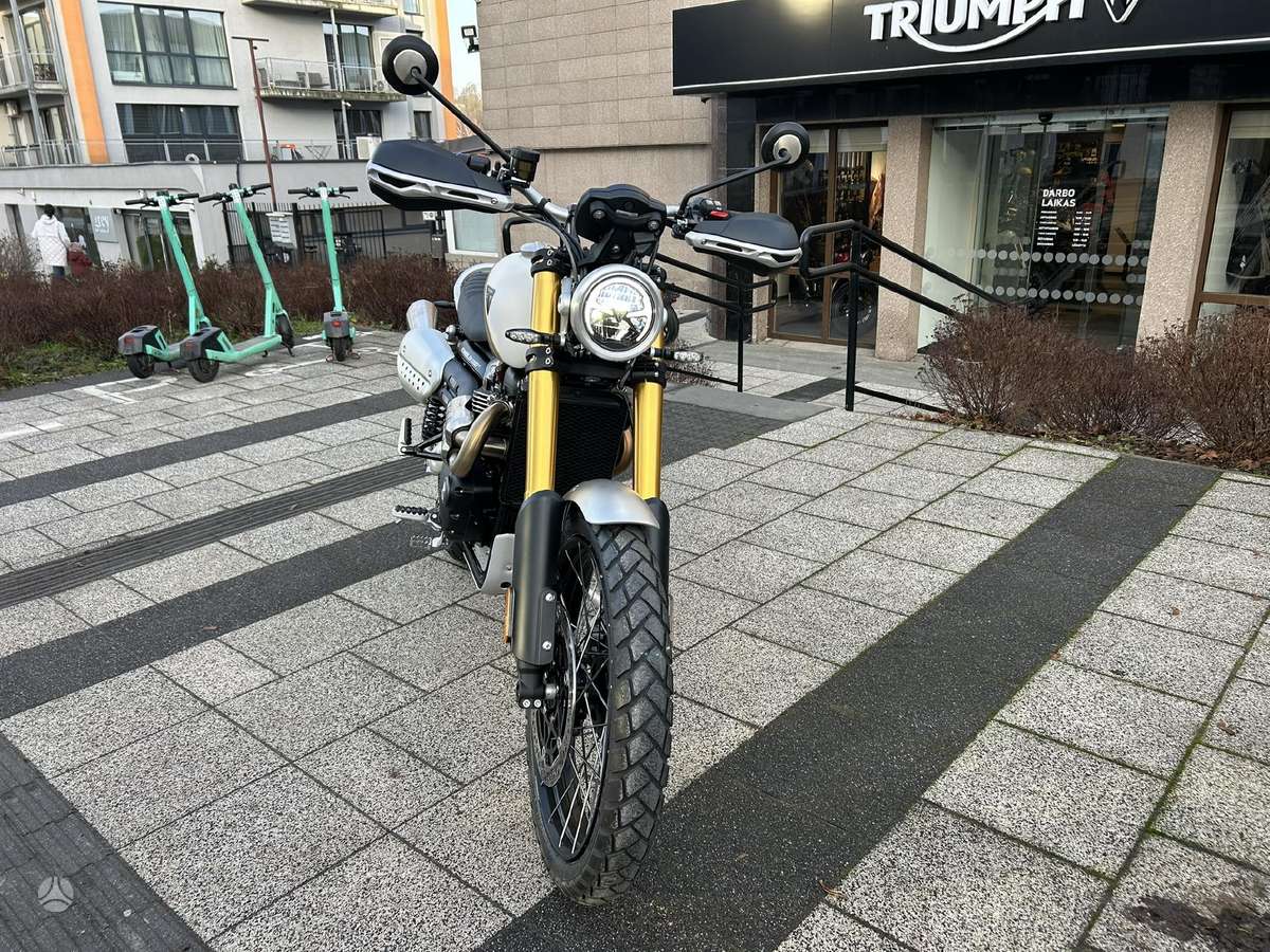 Triumph Scrambler 1200cc, street / classic