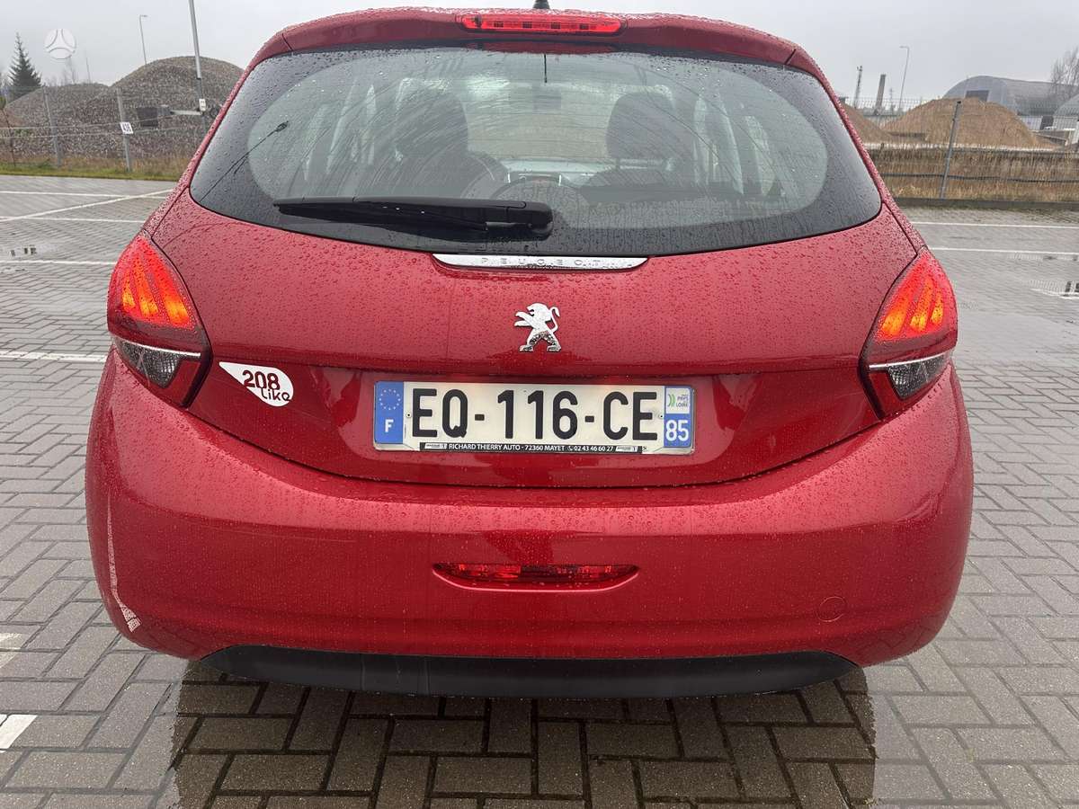Peugeot 208, 1.2 l., Хэтчбек