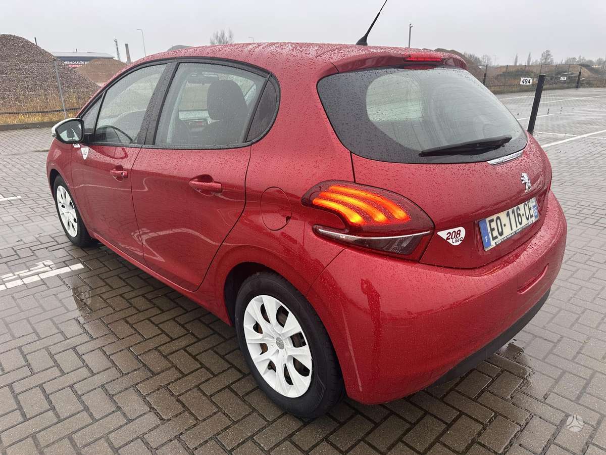 Peugeot 208, 1.2 l., Хэтчбек