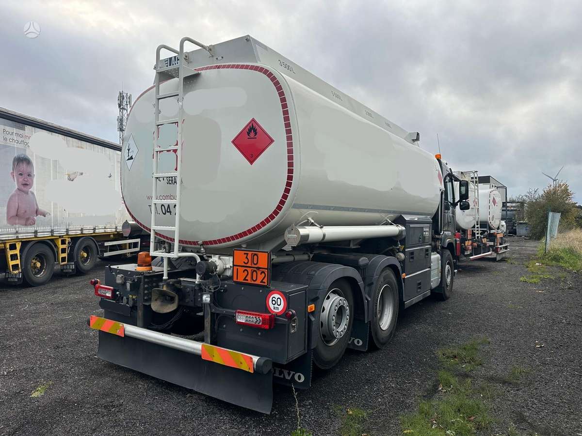 Volvo FM400, autocisternas
