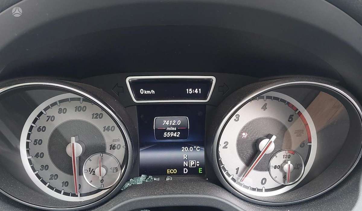 Mercedes-Benz CLA220 rezerves daļās
