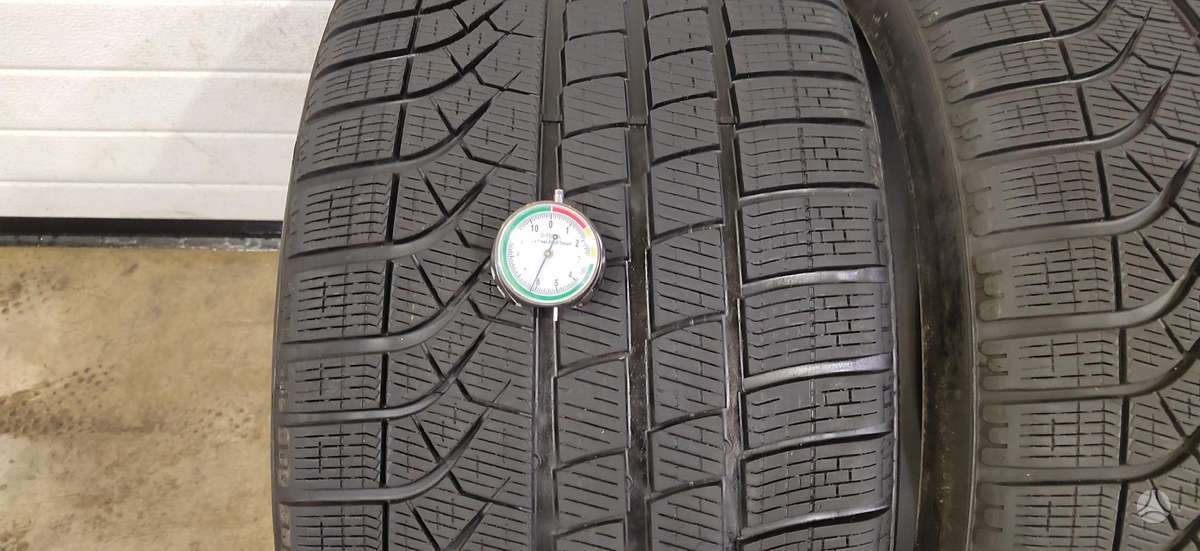 Pirelli P Zero Winter, winter 305/30 R21