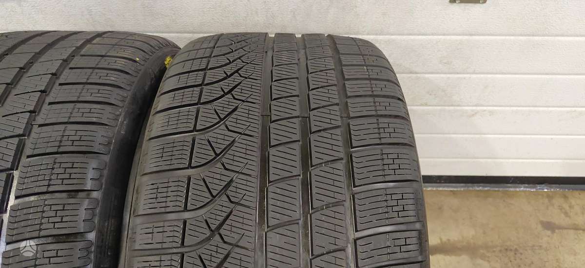 Pirelli P Zero Winter, зимние 305/30 R21
