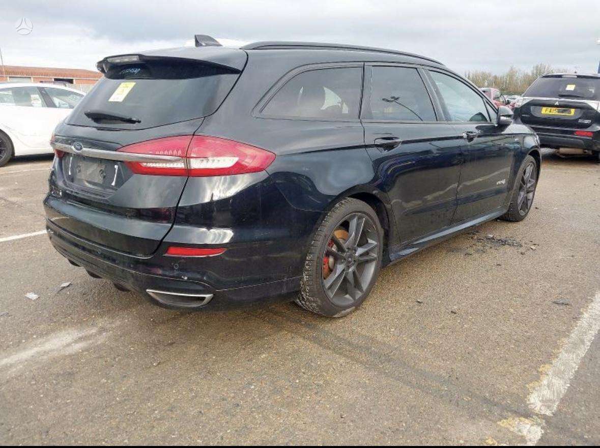 Ford Mondeo dalimis. Dalimis st line