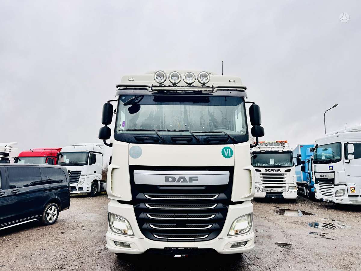DAF XF 460 Space Cab, double sleeper