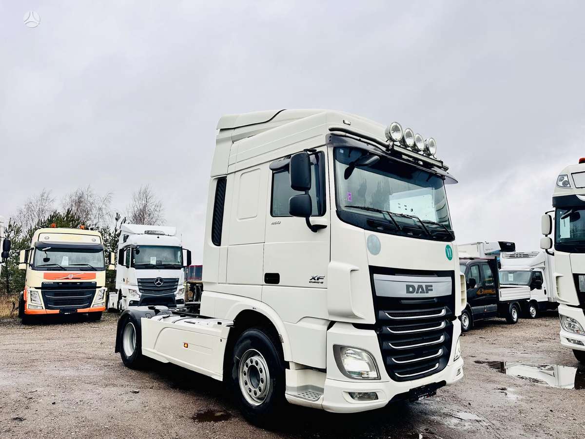 DAF XF 460 Space Cab, double sleeper