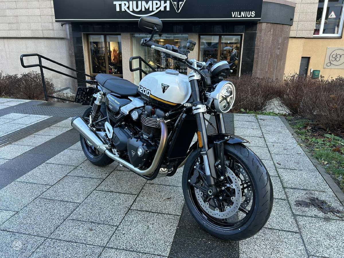Triumph Speed Twin 1200cc, street / classic