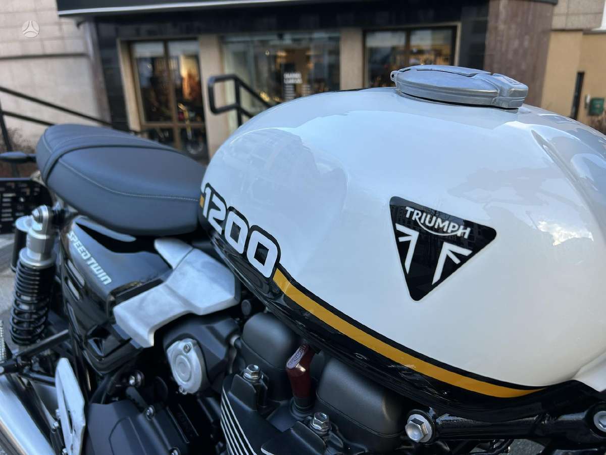 Triumph Speed Twin 1200cc, street / classic