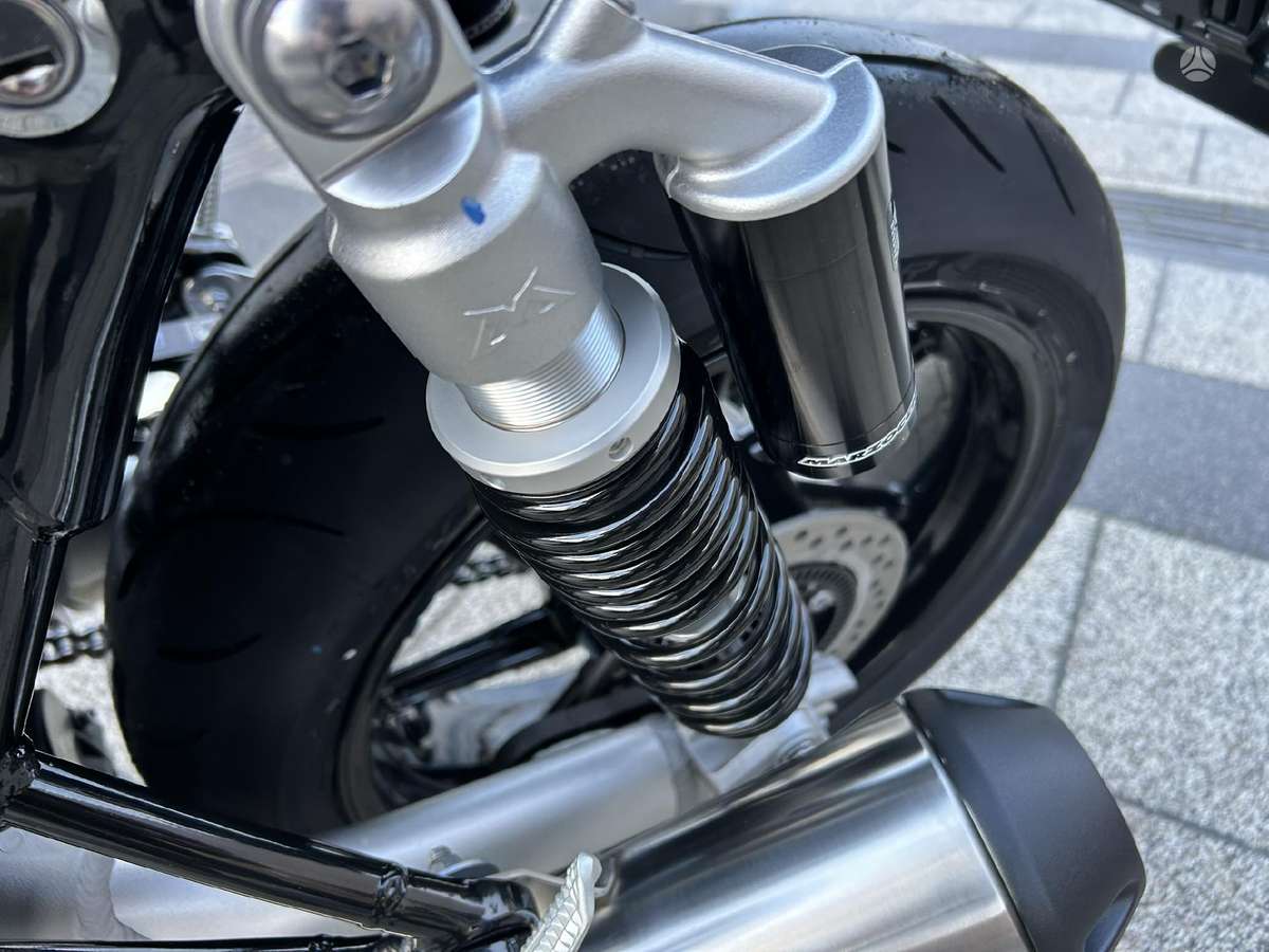 Triumph Speed Twin 1200cc, street / classic