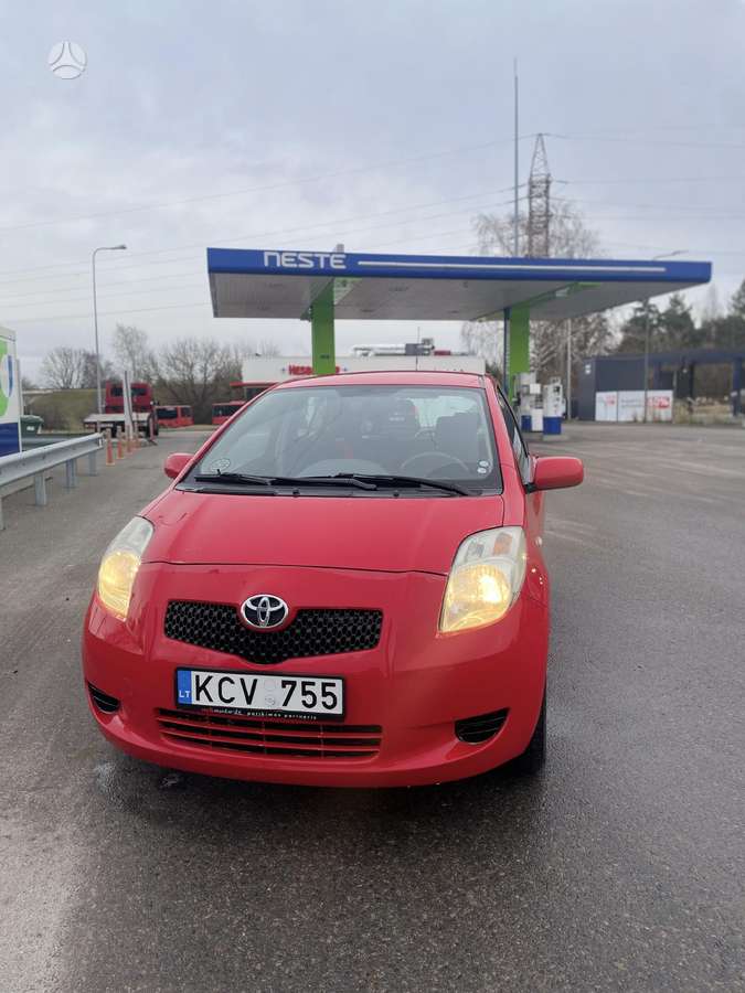 Toyota Yaris - 2