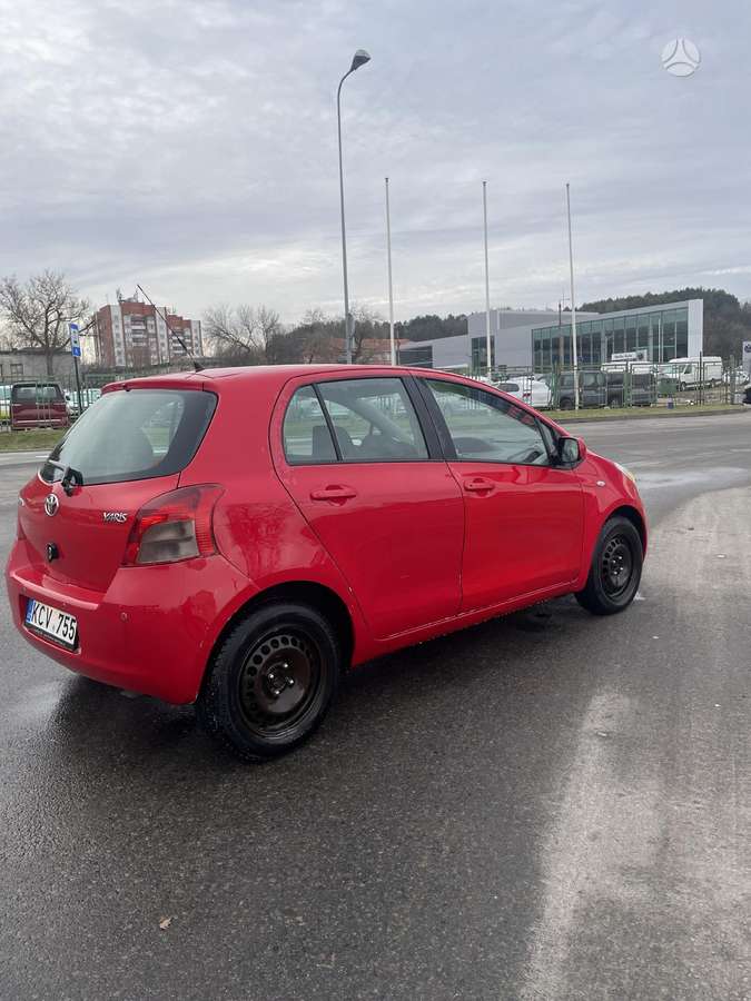 Toyota Yaris - 9