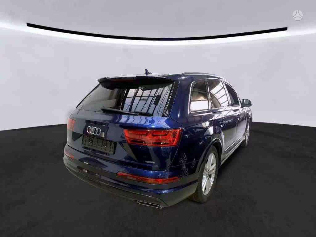 Audi Q7 for parts