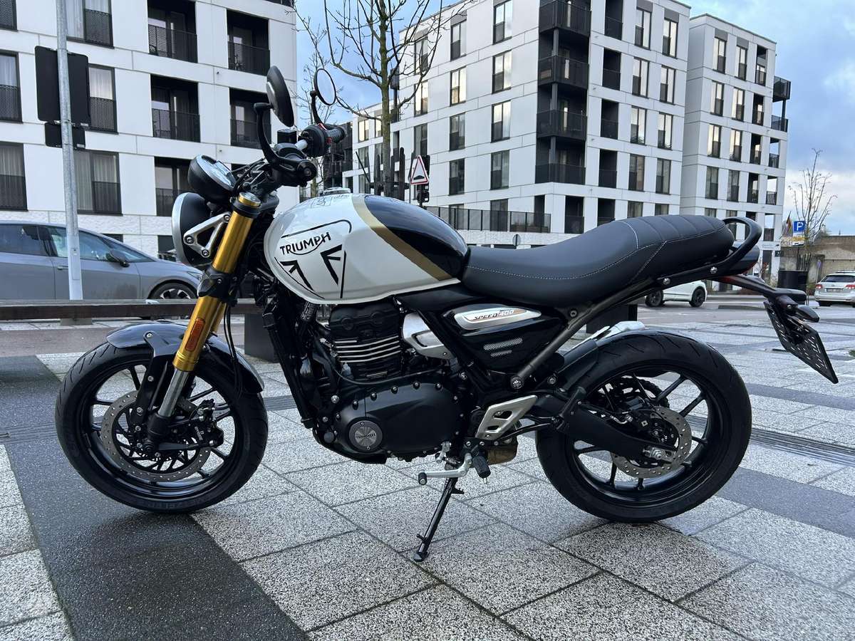 Triumph Speed 400 398cc, street / classic