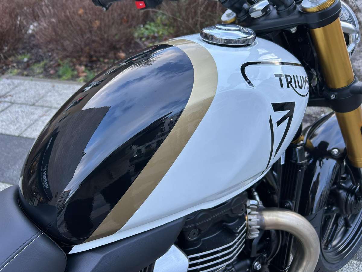 Triumph Speed 400 398cc, street / classic