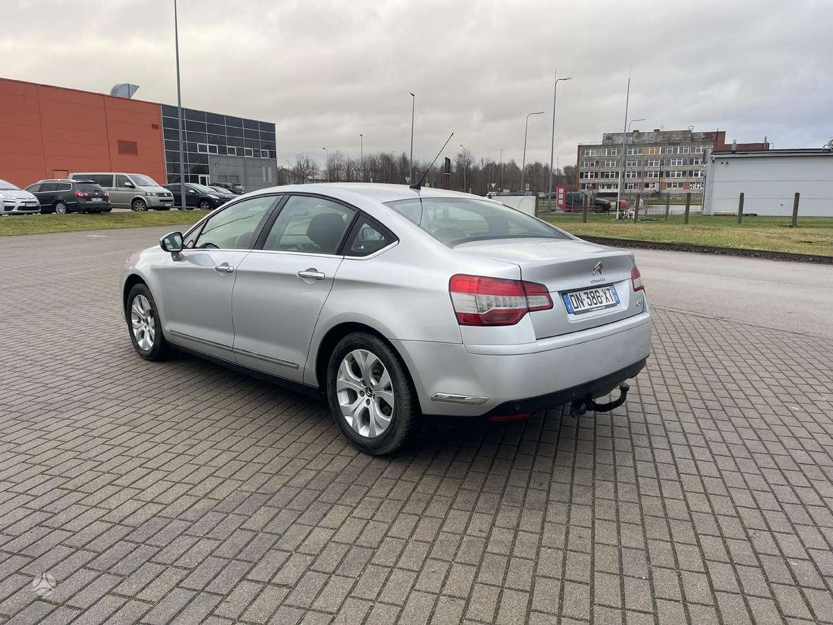 Citroen C5, 2.0 l., Седан