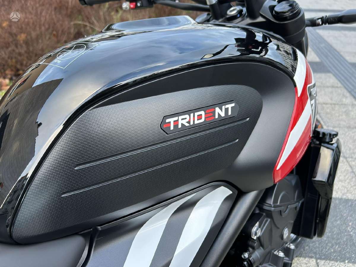 Triumph Trident 660cc, street / klasikiniai