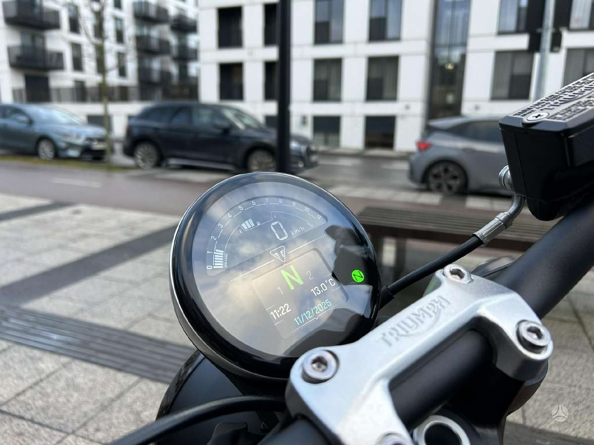 Triumph Trident 660cc, street / klasikiniai