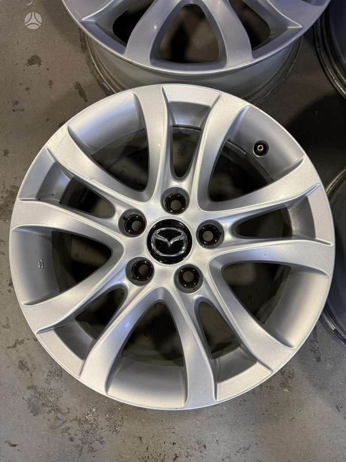 Mazda, vieglmetāla, R16