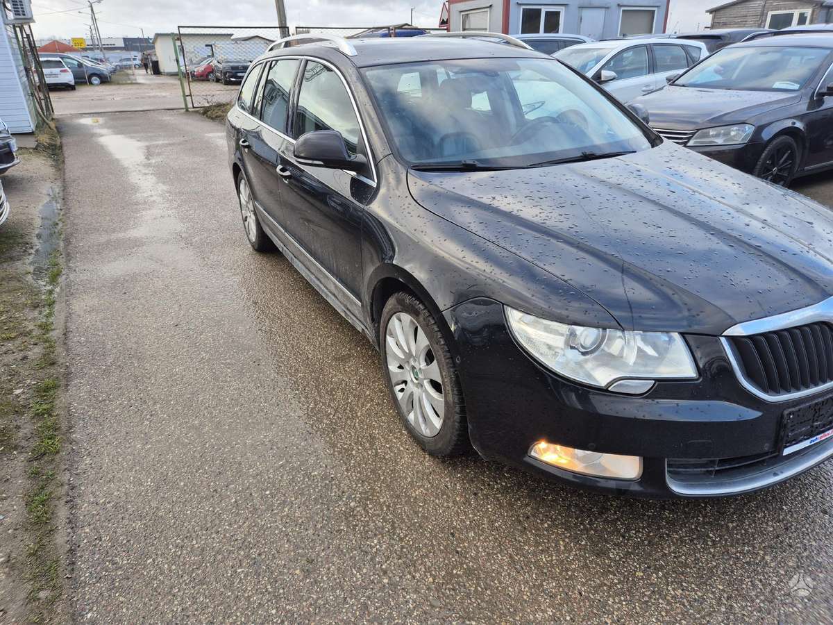 Skoda Superb, 2.0 l., universalas