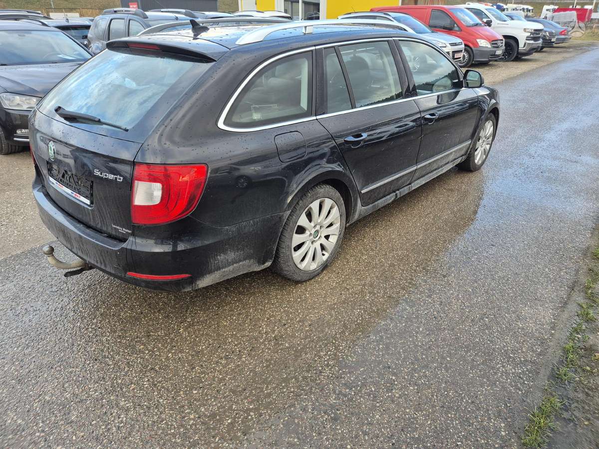 Skoda Superb, 2.0 l., universalas