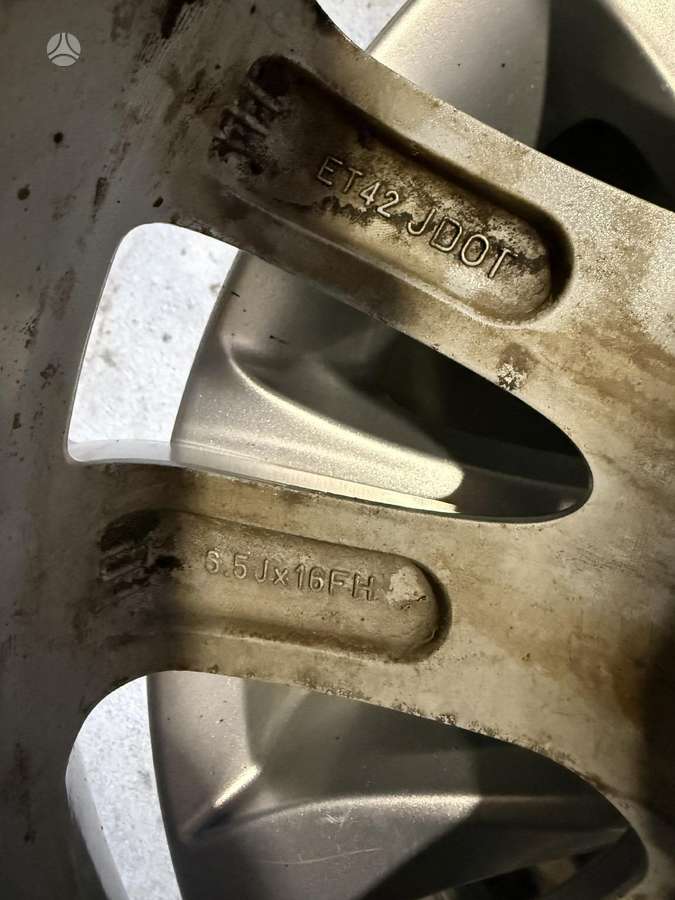 Mazda, vieglmetāla, R16
