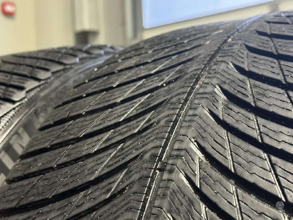 Michelin PILOT ALPIN 5, winter 305/30 R21