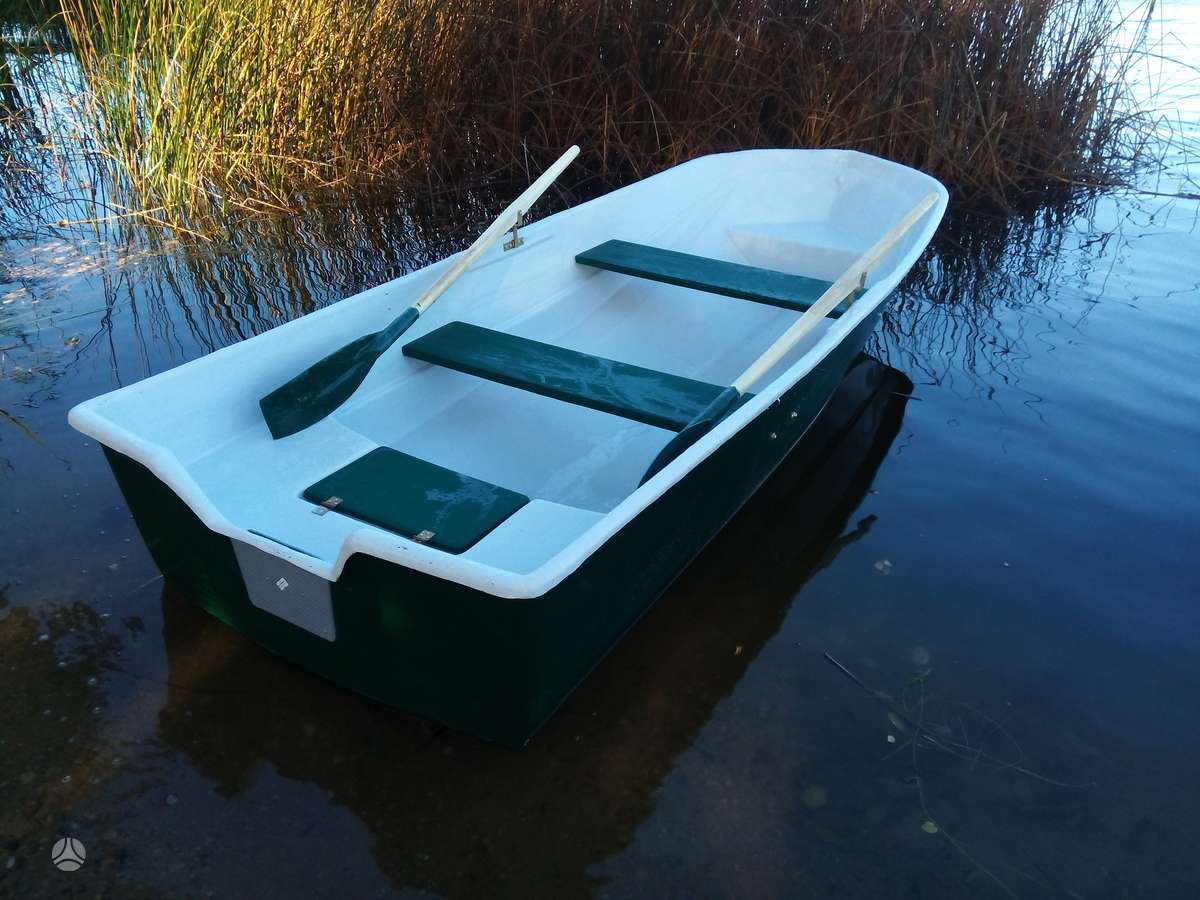 Autoplast Valtis trimarano tipo, plastikinės valtys