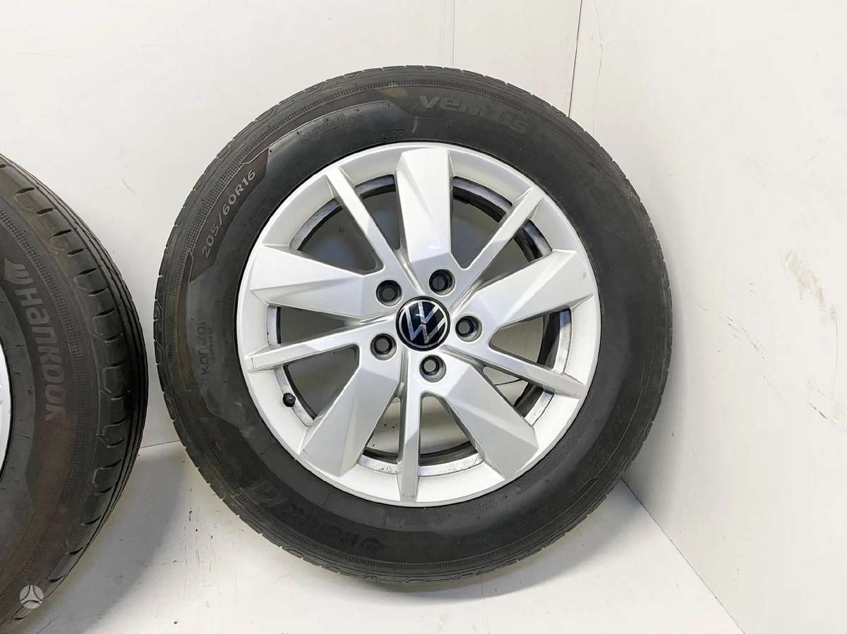 Volkswagen, lengvojo lydinio, R16