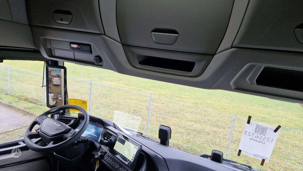 Iveco IVECO S-WAY AS440S46TX/P, double sleeper