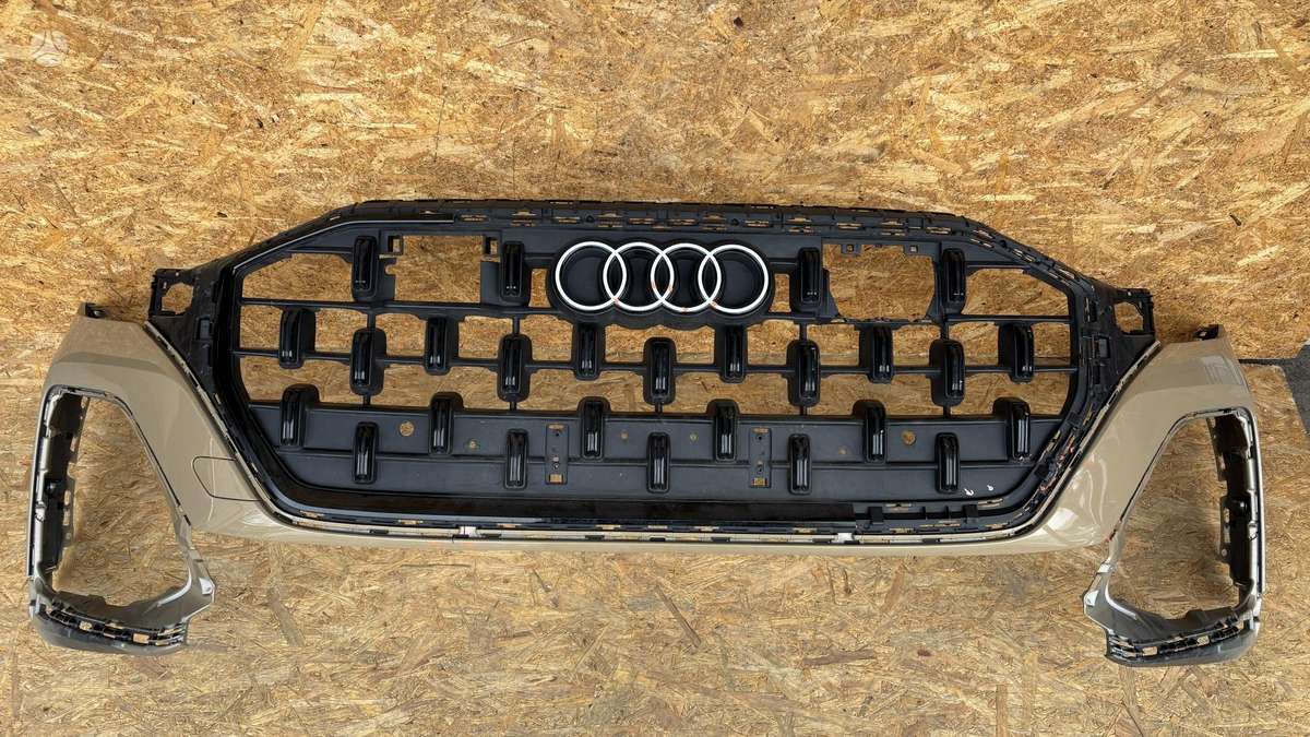 Audi Q8, 4M8807437, Cen30013