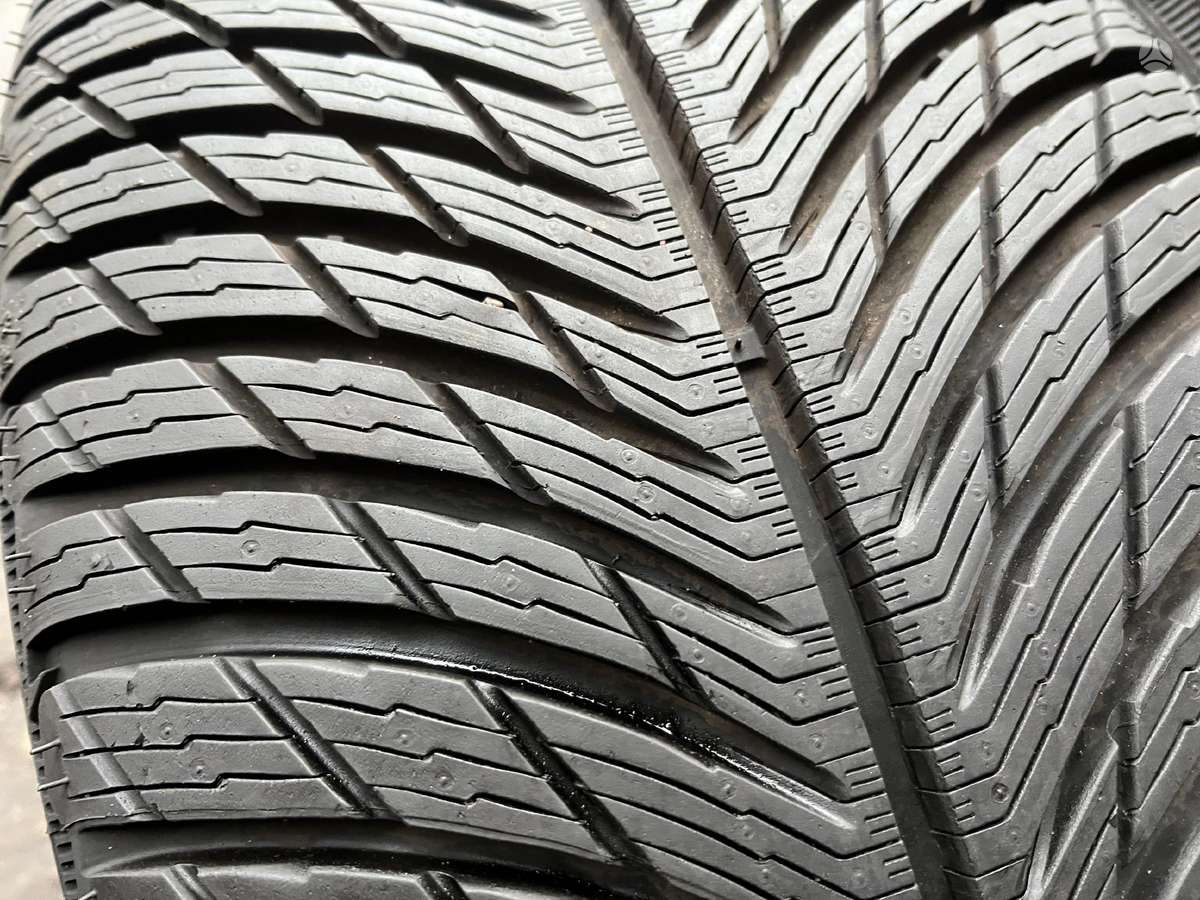 Michelin Pilot Alpin5, зимние 225/45 R18
