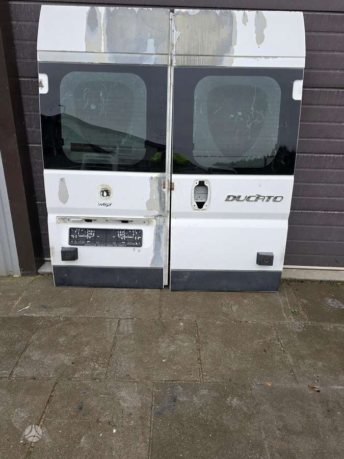 Fiat Ducato, krovininiai mikroautobusai