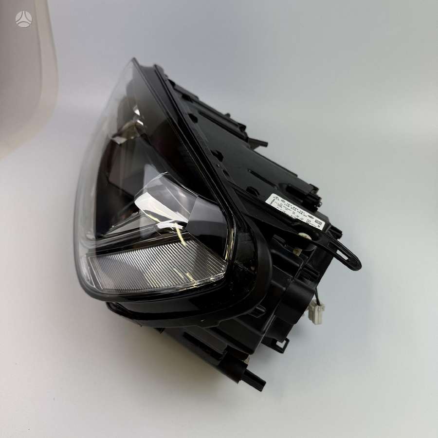 Volkswagen Touareg lights