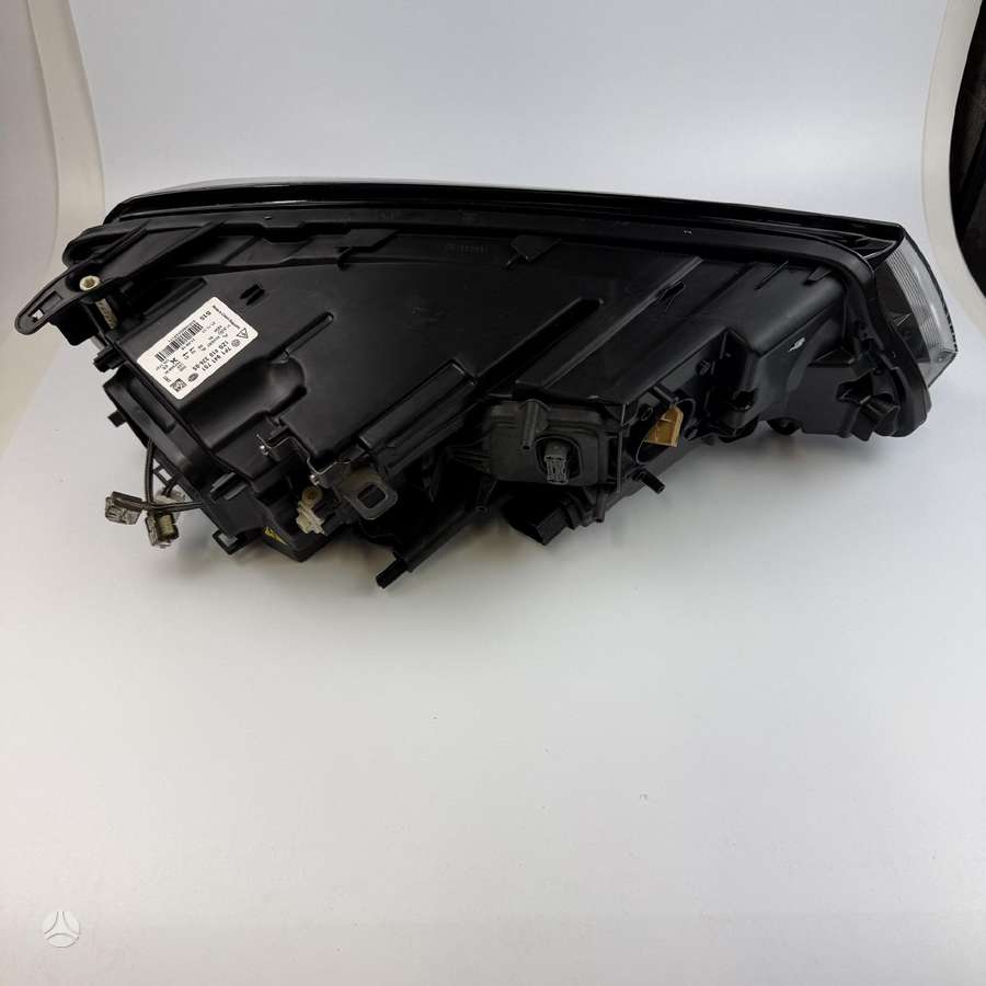 Volkswagen Touareg lights