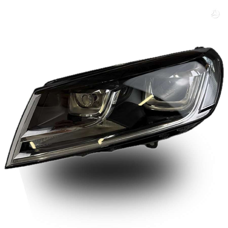 Volkswagen Touareg lights