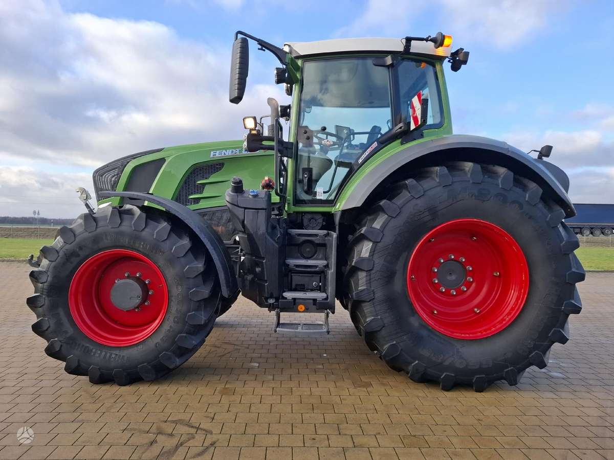 Fendt 826 Vario + g.dubliai, тракторы